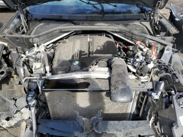 BMW X5 GRAY - 5UXKR0C57JL070387