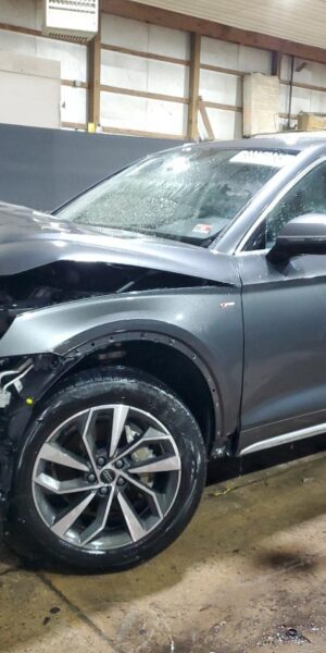 AUDI Q5 GRAY - WA1EAAFY7R2027147