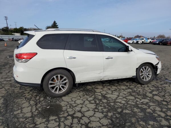 NISSAN PATHFINDER WHITE - 5N1AR2MN5FC704662