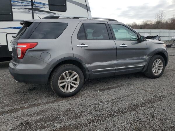 FORD EXPLORER GRAY - 1FM5K8D84EGB87610
