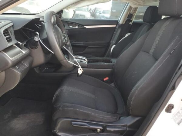Honda Civic 2018 - 2HGFC2F79JH551589