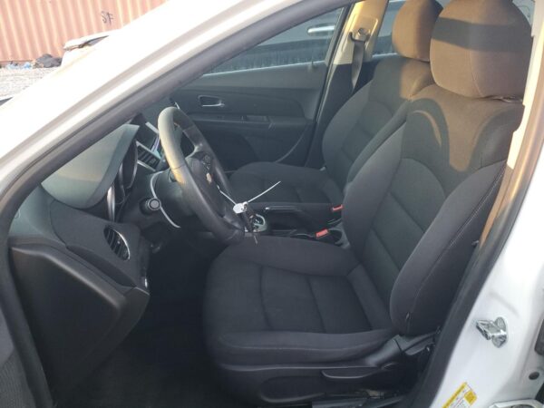 CHEVROLET CRUZE WHITE - 1G1PC5SB2F7238197