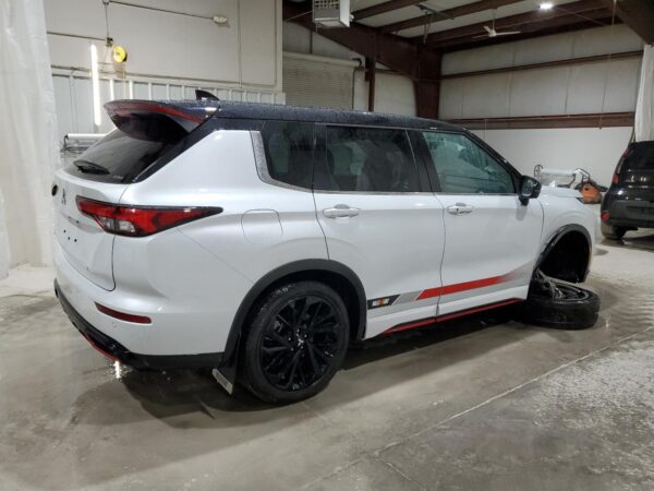 MITSUBISHI OUTLANDER WHITE - JA4J4UA89PZ052585