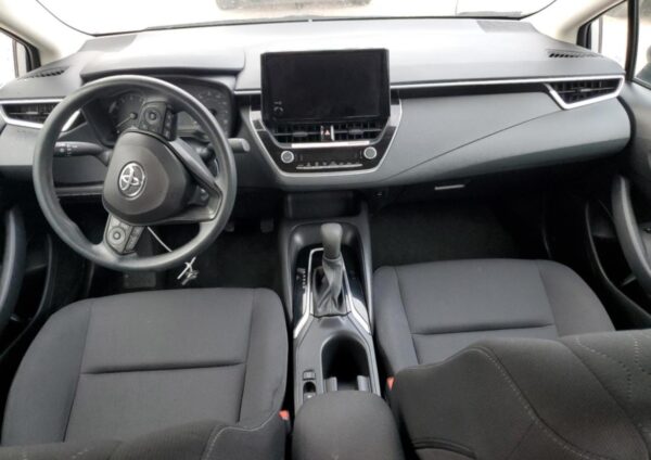 TOYOTA COROLLA SILVER - 5YFB4MDE1RP099361