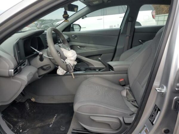 Hyundai Elantra 2021 - 5NPLL4AG2MH032917