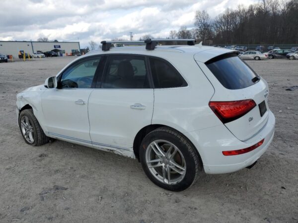 AUDI Q5 WHITE - WA1C2AFP4HA073180