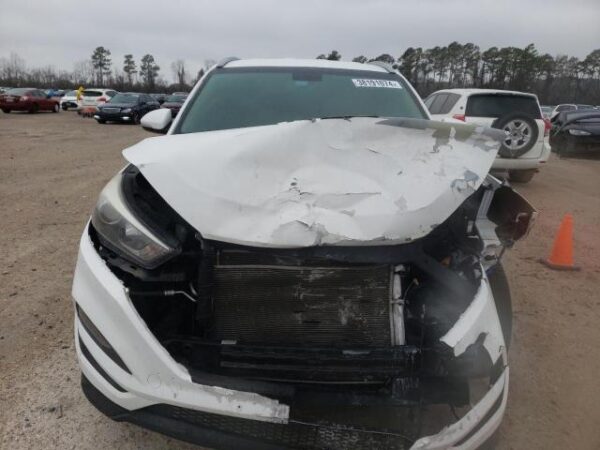 Hyundai Tucson 2018 - KM8J33A48JU632894