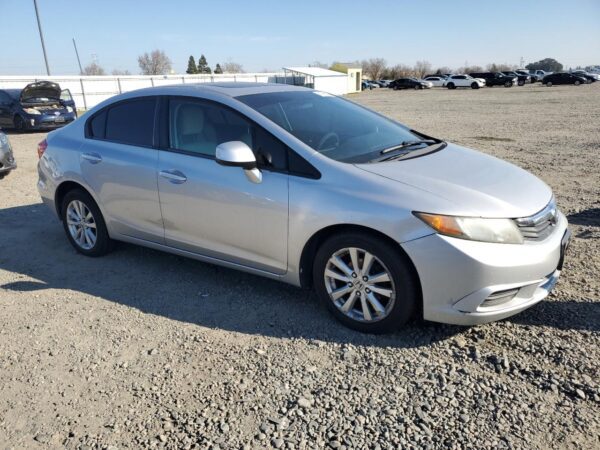 HONDA CIVIC SILVER - 19XFB2F84CE331219