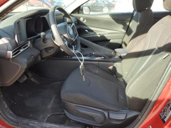 Hyundai Elantra 2022 - KMHLL4AG9NU308691
