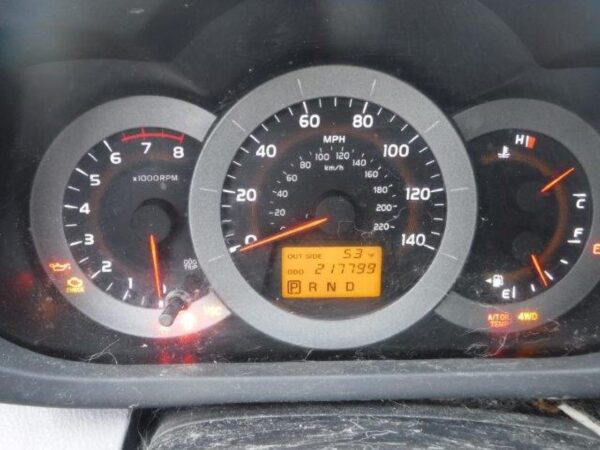 TOYOTA RAV4 WHITE - JTMBD32V765044631