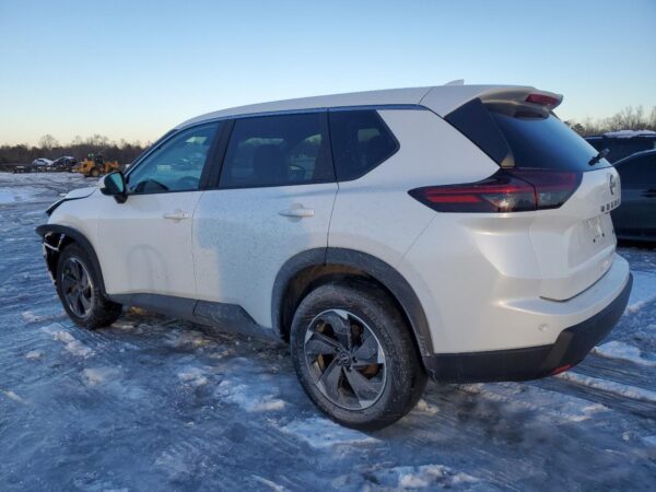 NISSAN ROGUE WHITE - 5N1BT3BB0SC784290
