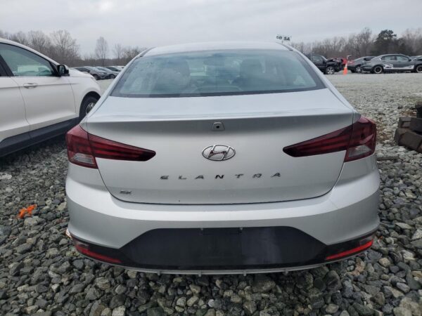 HYUNDAI ELANTRA SILVER - 5NPD74LF5LH539726