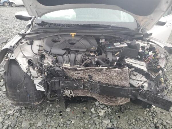Hyundai Elantra 2019 - KMHH35LE8KU089872