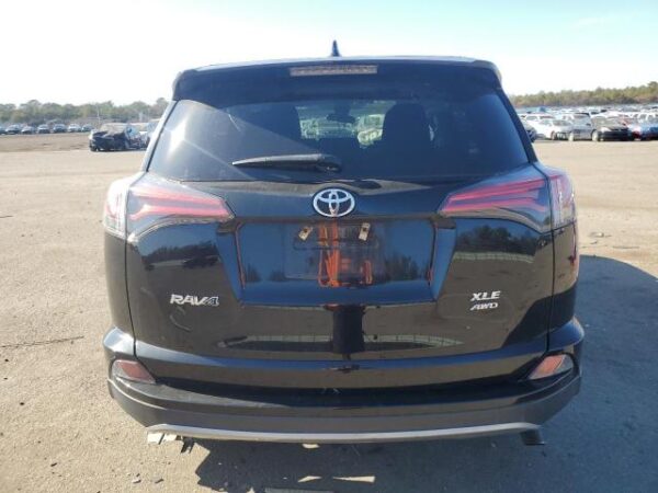 Toyota RAV4 2018 - 2T3RFREV1JW808594