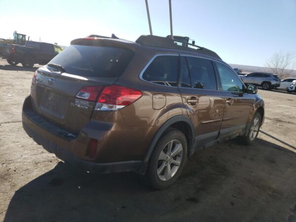 SUBARU OUTBACK BROWN - 4S4BRCJC4D3276173