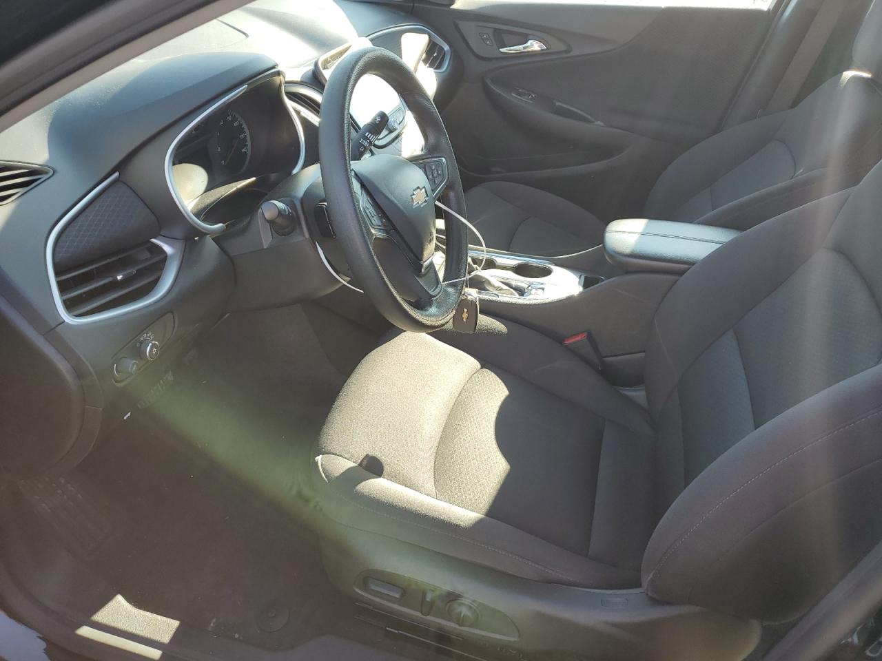 2023 Chevrolet Malibu - Image 7
