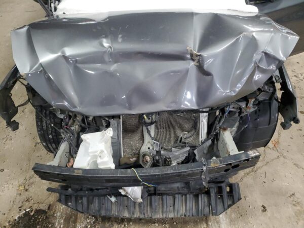 NISSAN SENTRA SILVER - 3N1AB7AP2HY264294