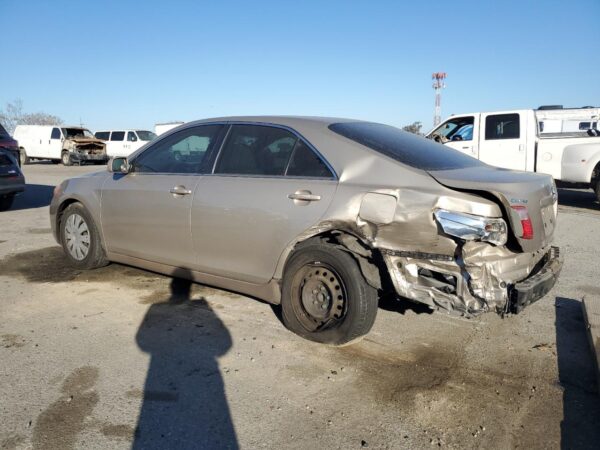 TOYOTA CAMRY GOLD - 4T1BE46K97U172438