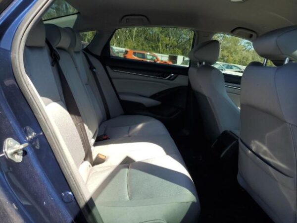 Honda Accord 2019 - 1HGCV1F1XKA113750