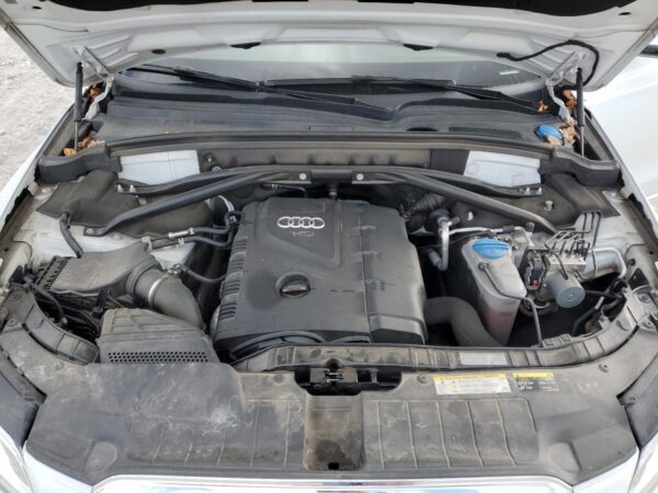 AUDI Q5 WHITE - WA1C2AFP4HA073180