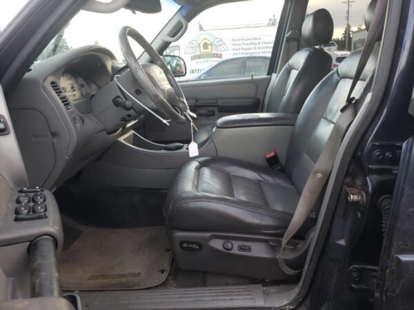 FORD EXPLORER BLUE - 1FMZU67E93UB00445