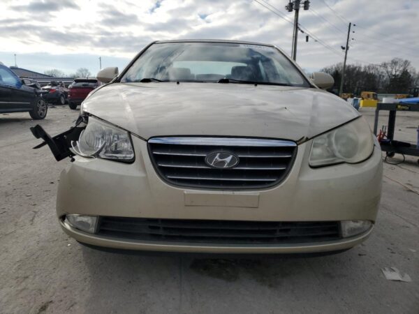 HYUNDAI ELANTRA GOLD - KMHDU46D18U300329