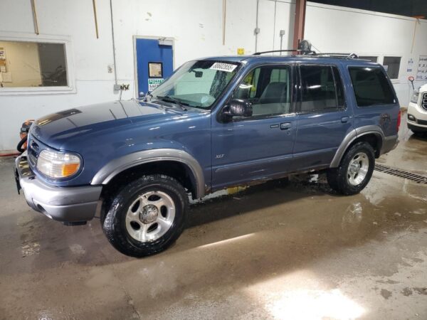 FORD EXPLORER BLUE - 1FMZU73E7YZC09573