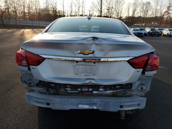CHEVROLET IMPALA SILVER - 2G1105S39J9120145
