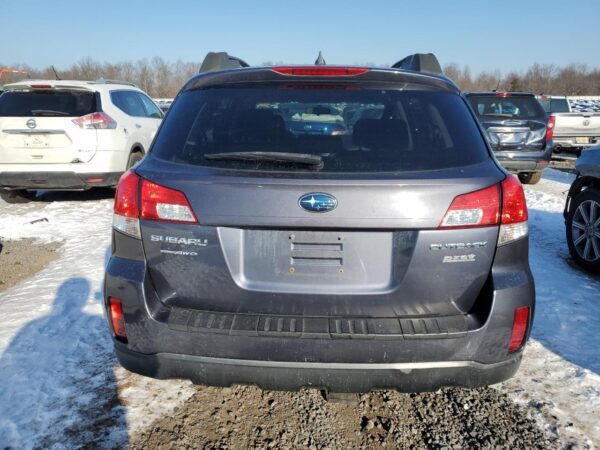 SUBARU OUTBACK BLUE - 4S4BRBCCXE3326700