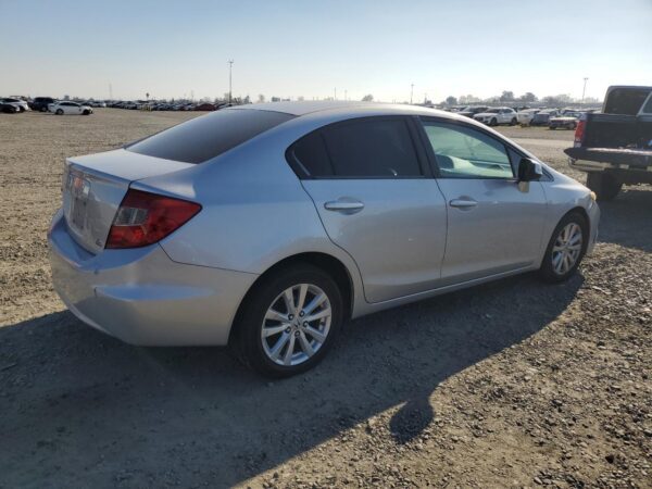 HONDA CIVIC SILVER - 19XFB2F84CE331219
