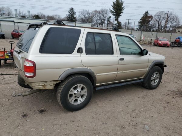 NISSAN PATHFINDER GOLD - JN8DR09Y11W609651