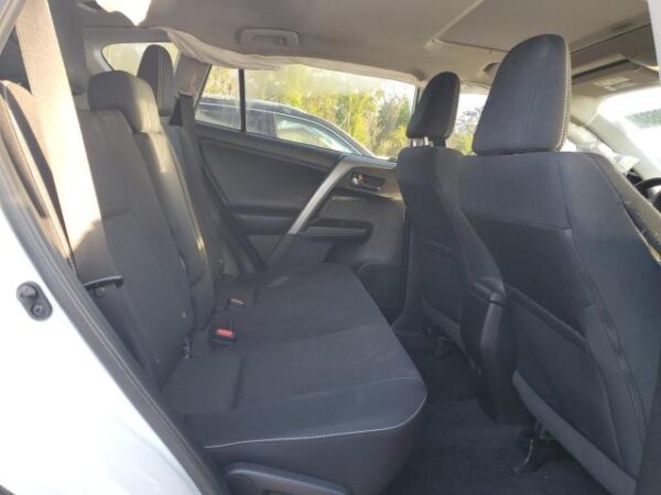 Toyota RAV4 2018 - 2T3WFREV8JW411919