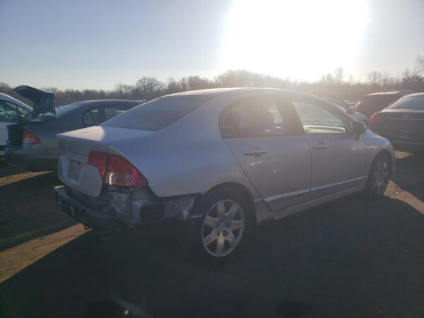 HONDA CIVIC SILVER - 1HGFA165X6L047142