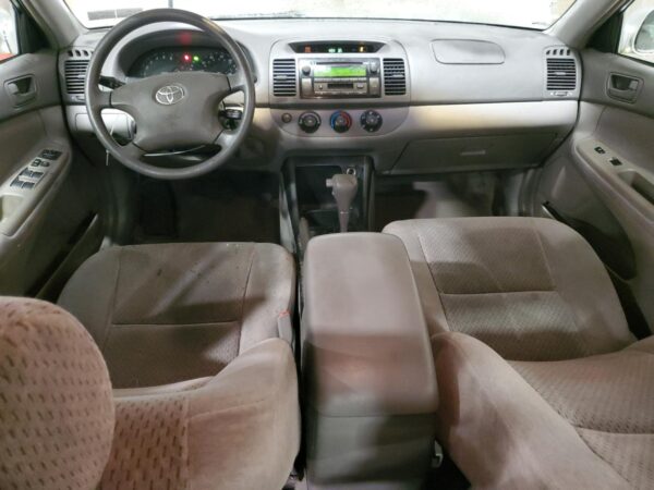 TOYOTA CAMRY SILVER - 4T1BE32K44U913977