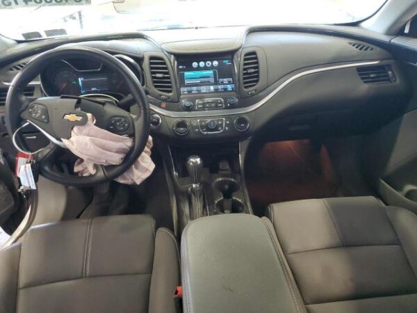 CHEVROLET IMPALA SILVER - 1G11Z5S35KU145327