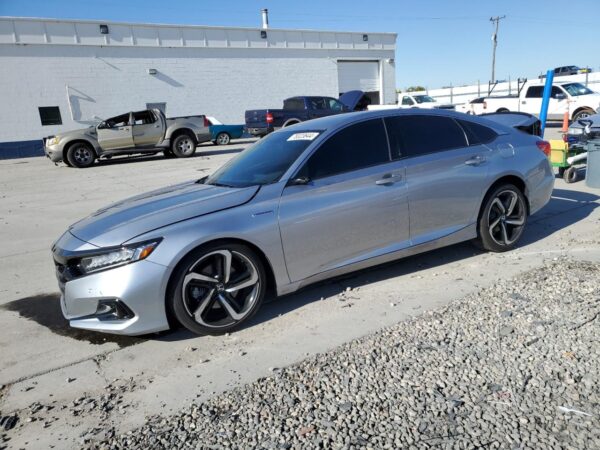 HONDA ACCORD SILVER - 1HGCV3F20NA046522