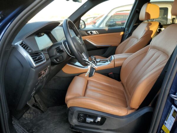 BMW X5 BLUE - 5UXCR6C06N9L52521