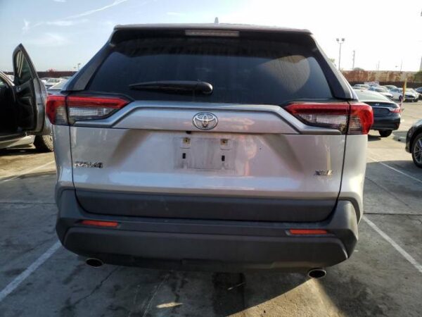 Toyota RAV4 2019 - JTMW1RFV2KD018655