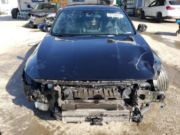 Honda Accord 2018 - 1HGCV1F33JA239738