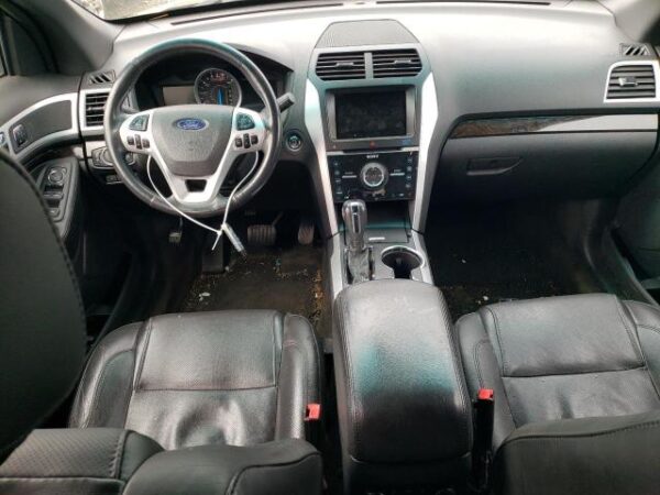 Ford EXPLORER 2015 - 1FM5K8F81FGA62031
