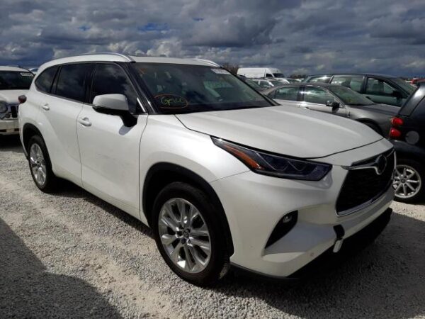 2021 Toyota Highlander White - 5TDYZRAHXMS035813