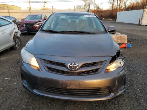 TOYOTA COROLLA GRAY - 2T1BU4EE9CC907557