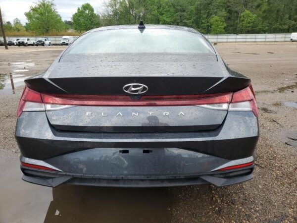 Hyundai Elantra 2021 - 5NPLM4AG7MH052075