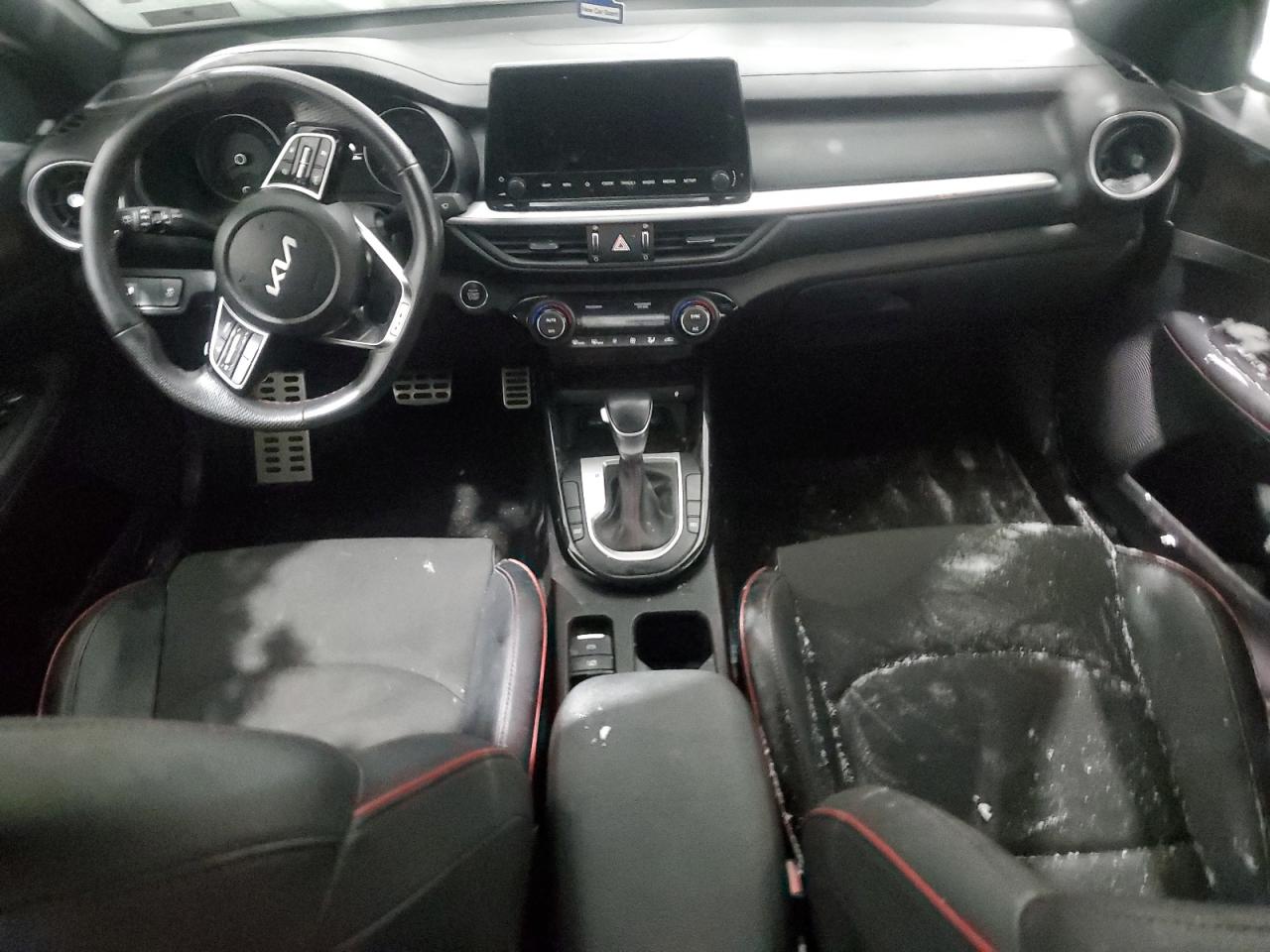 2023 KIA FORTE - Image 8
