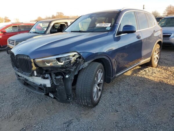 BMW X5 BLUE - 5UXCR6C06N9L52521