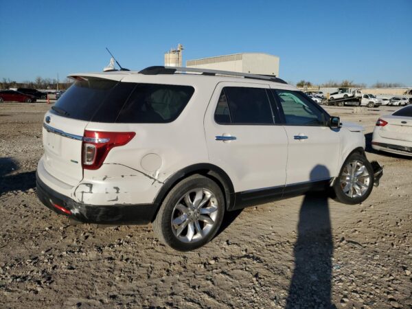 FORD EXPLORER WHITE - 1FM5K8F86DGB89242