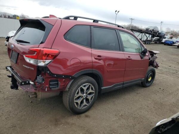 Subaru FORESTER 2022 - JF2SKAEC8NH496607