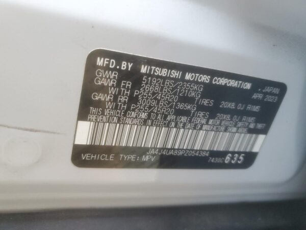 MITSUBISHI OUTLANDER WHITE - JA4J4UA89PZ054384
