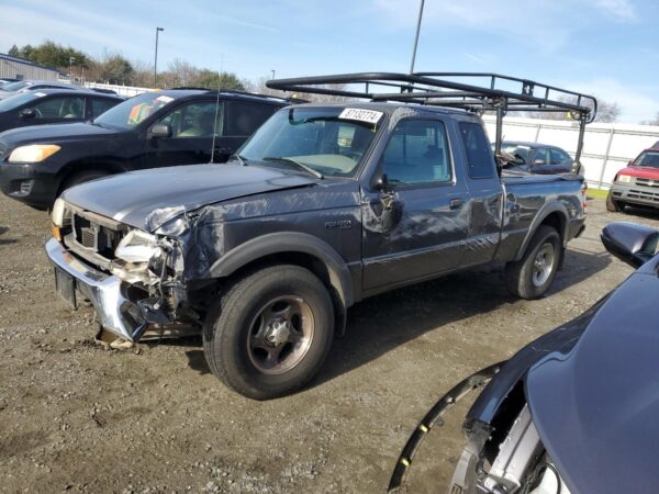 FORD RANGER GRAY - 1FTZR15V3XPB35269