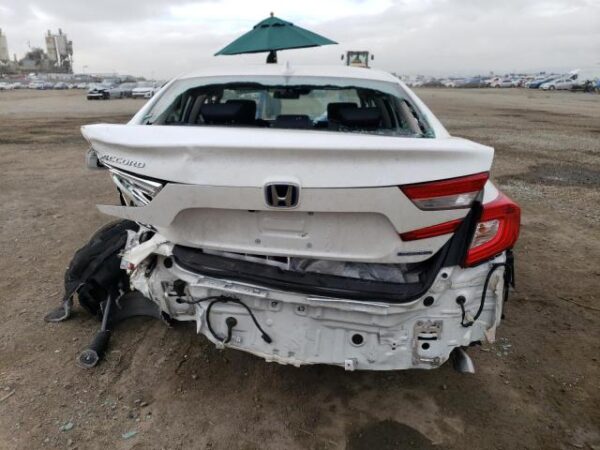 Honda Accord 2021 - 1HGCV3F44MA010087